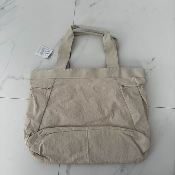 Lululemon Tote Bag - Picture 4 of 4